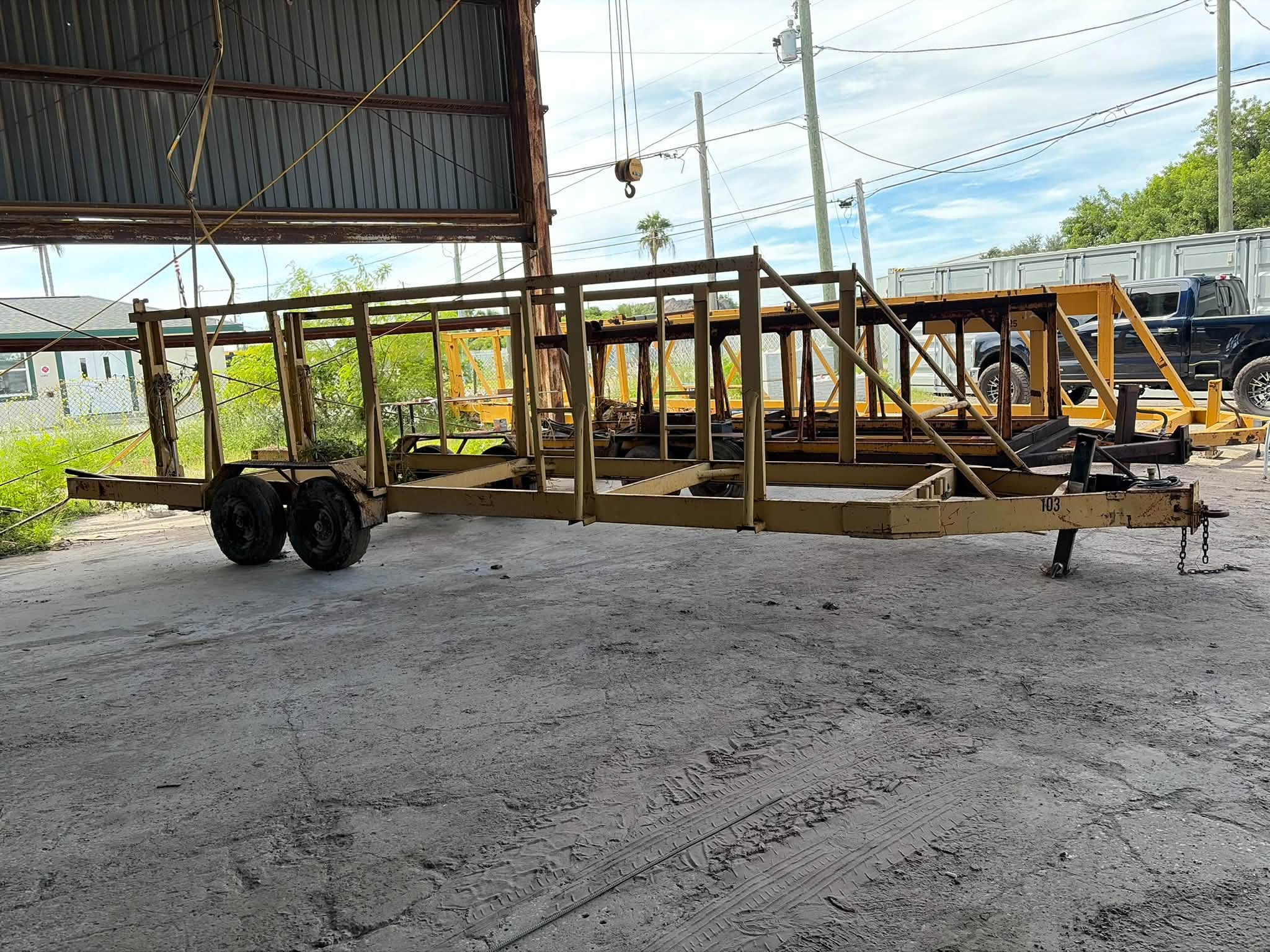 Tandem axle trailer